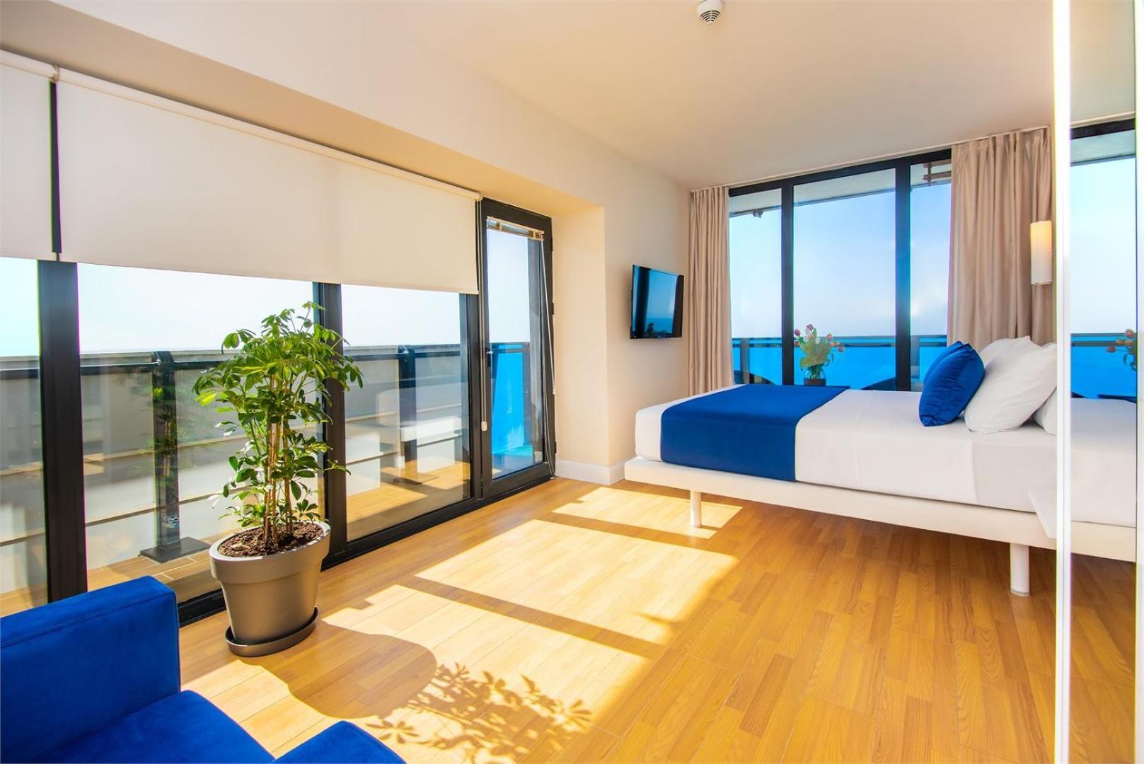 Dream View In Orbi City In Батуми Екстериор снимка